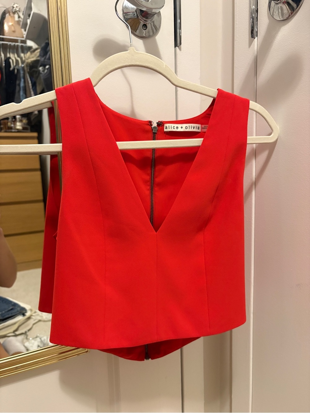Alice + Olivia Bright Red V-Neck Cropped Tank